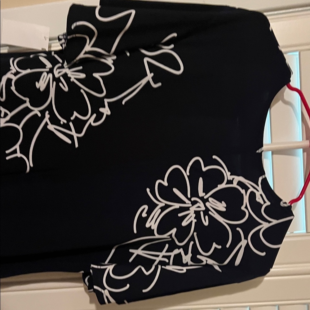 Neiman Marcus Black Dress with White Floral Design - Picture 5 of 6